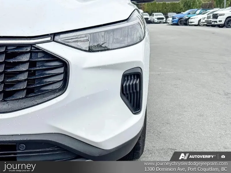 2025 FORD Escape angle 7