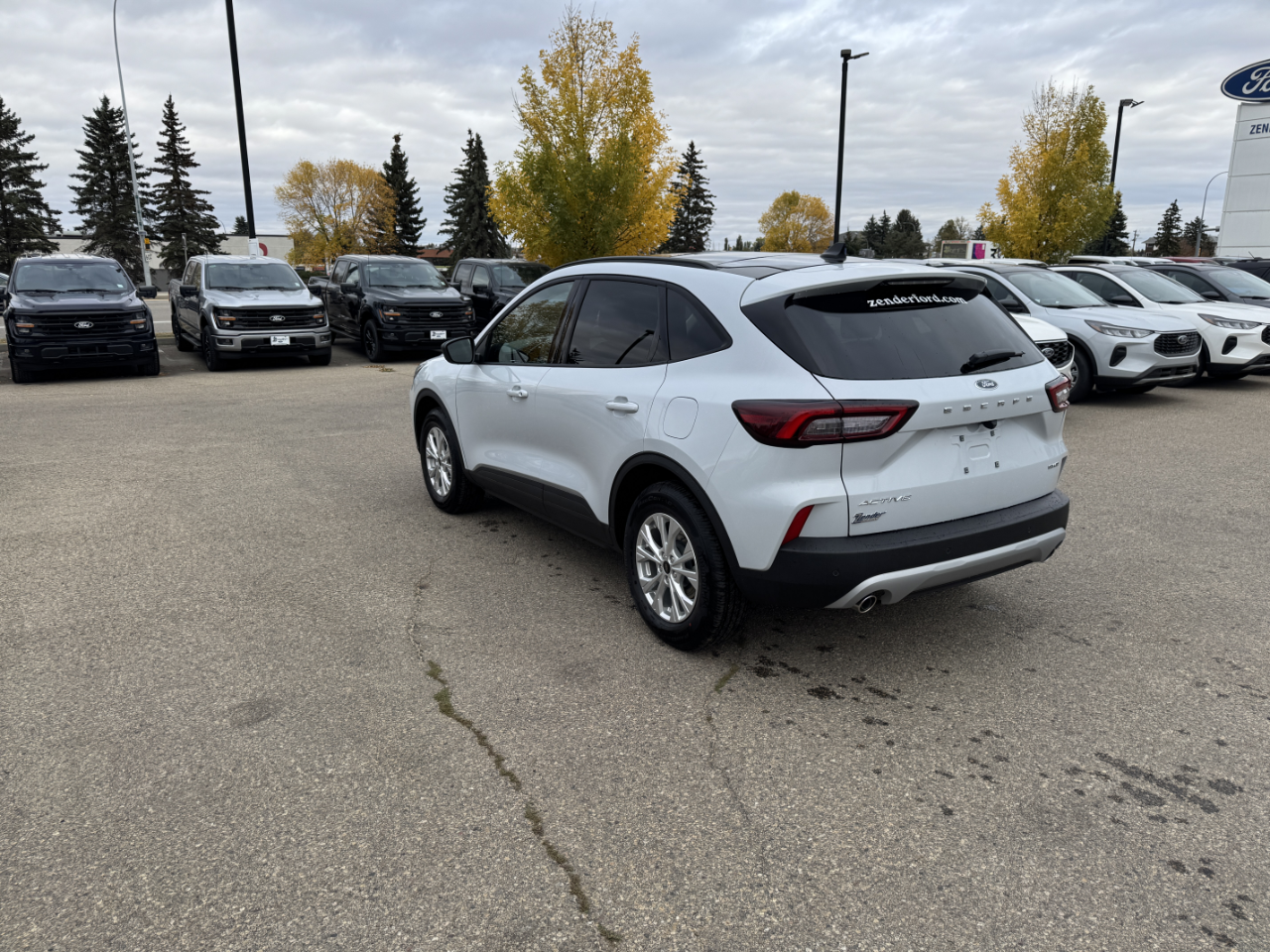 2025 Ford Escape Active photo 2