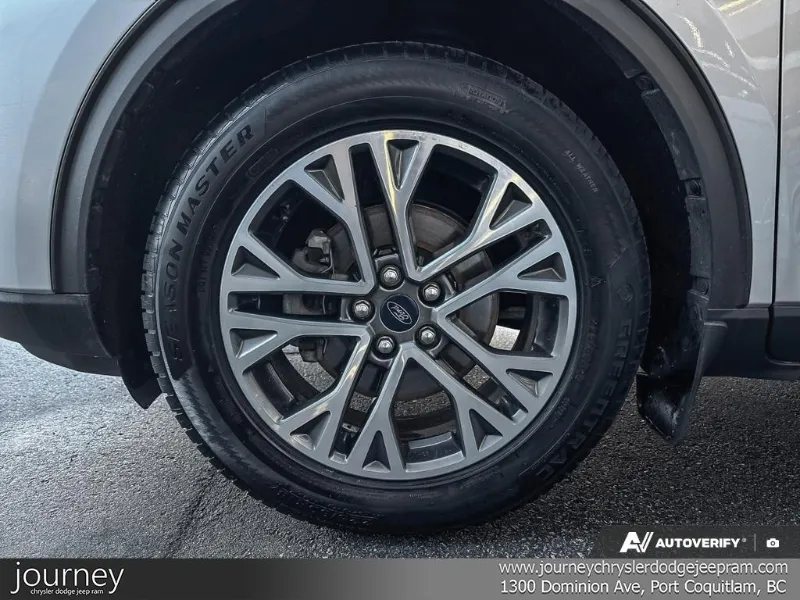 2020 FORD Escape angle 6