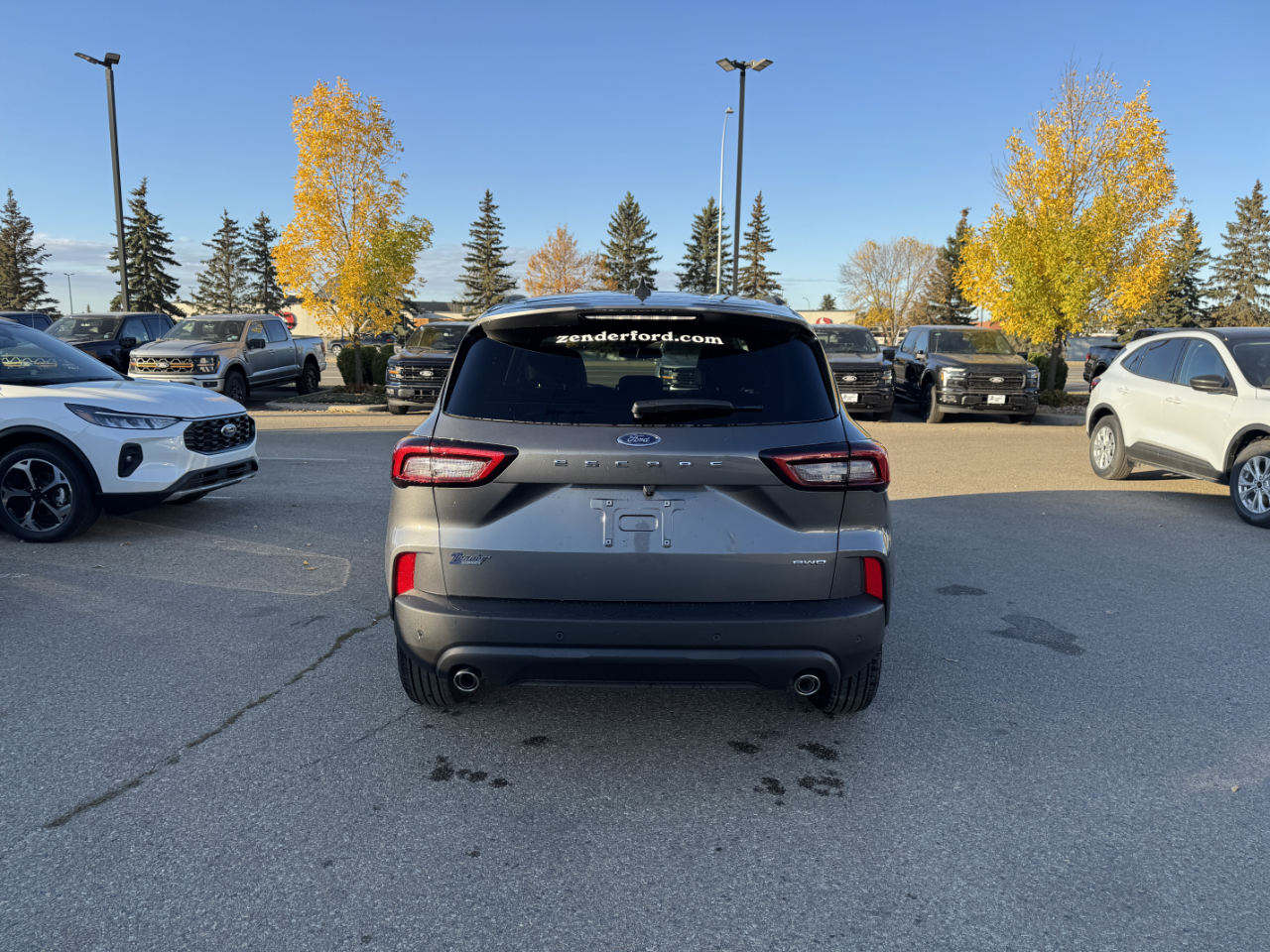 2025 Ford Escape ST-Line photo 3