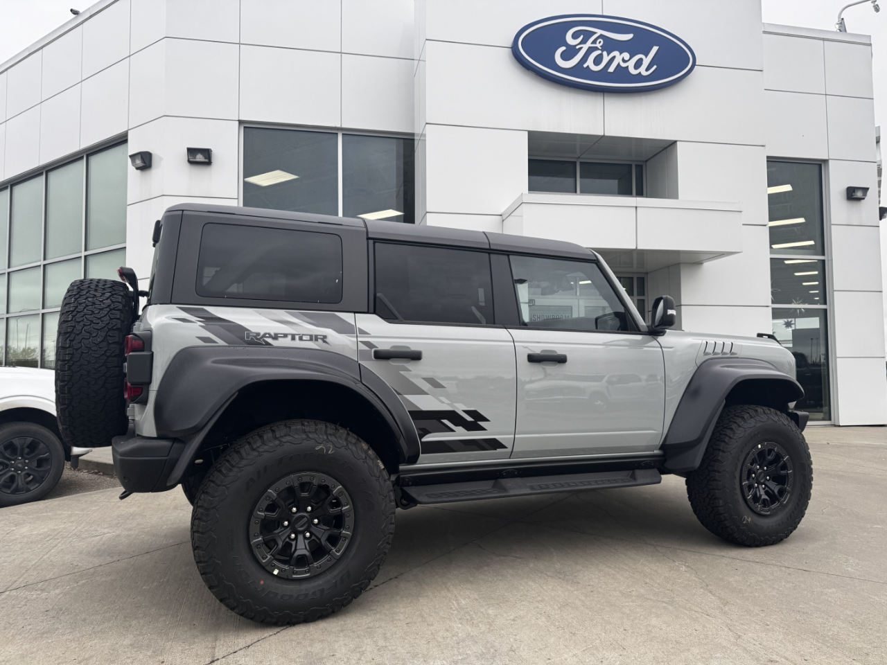 2024 Ford Bronco Raptor photo 2