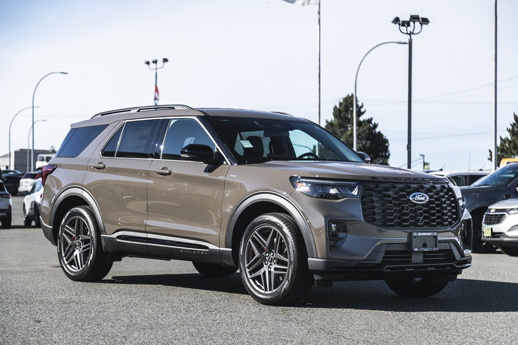 Voxcar FORD Explorer SUV in , VANCOUVER