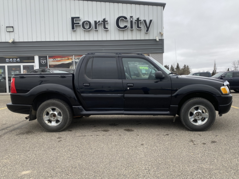 Black 2004 Ford Explorer Sport Trac Pickup Truck 5-Speed Automatic Overdrive
