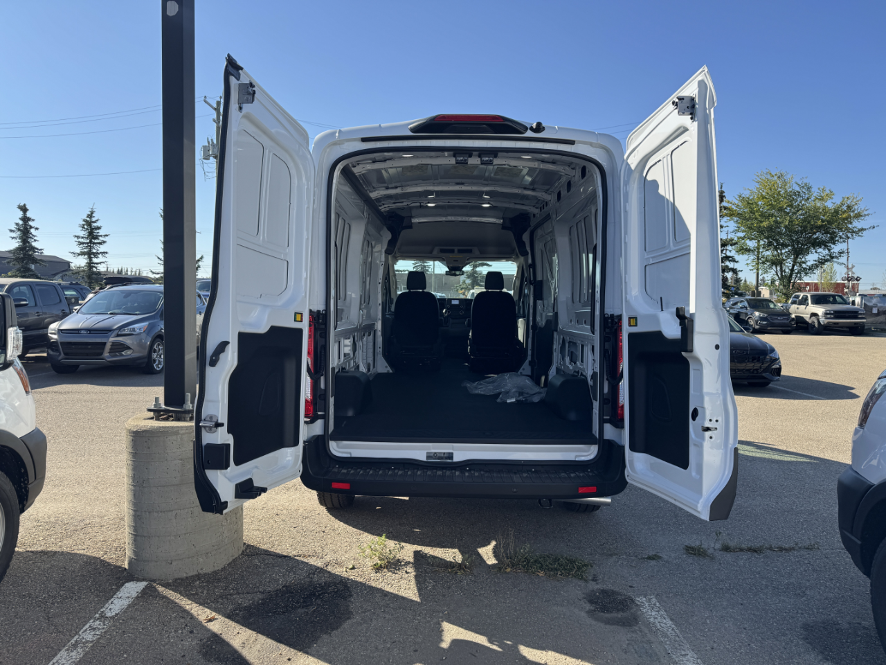 2025 Ford Transit Cargo Van photo 3