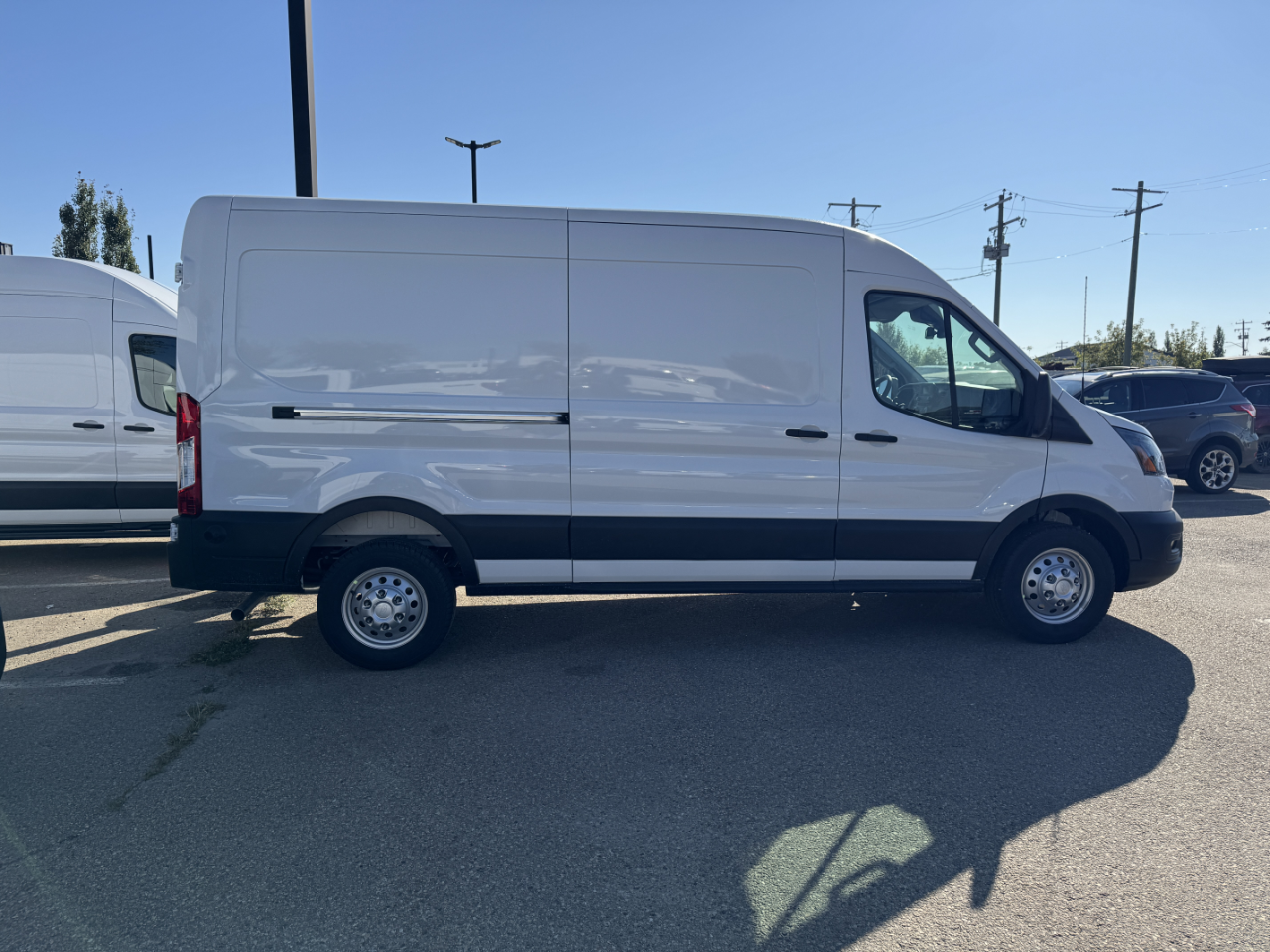 2025 Ford Transit Cargo Van photo 4