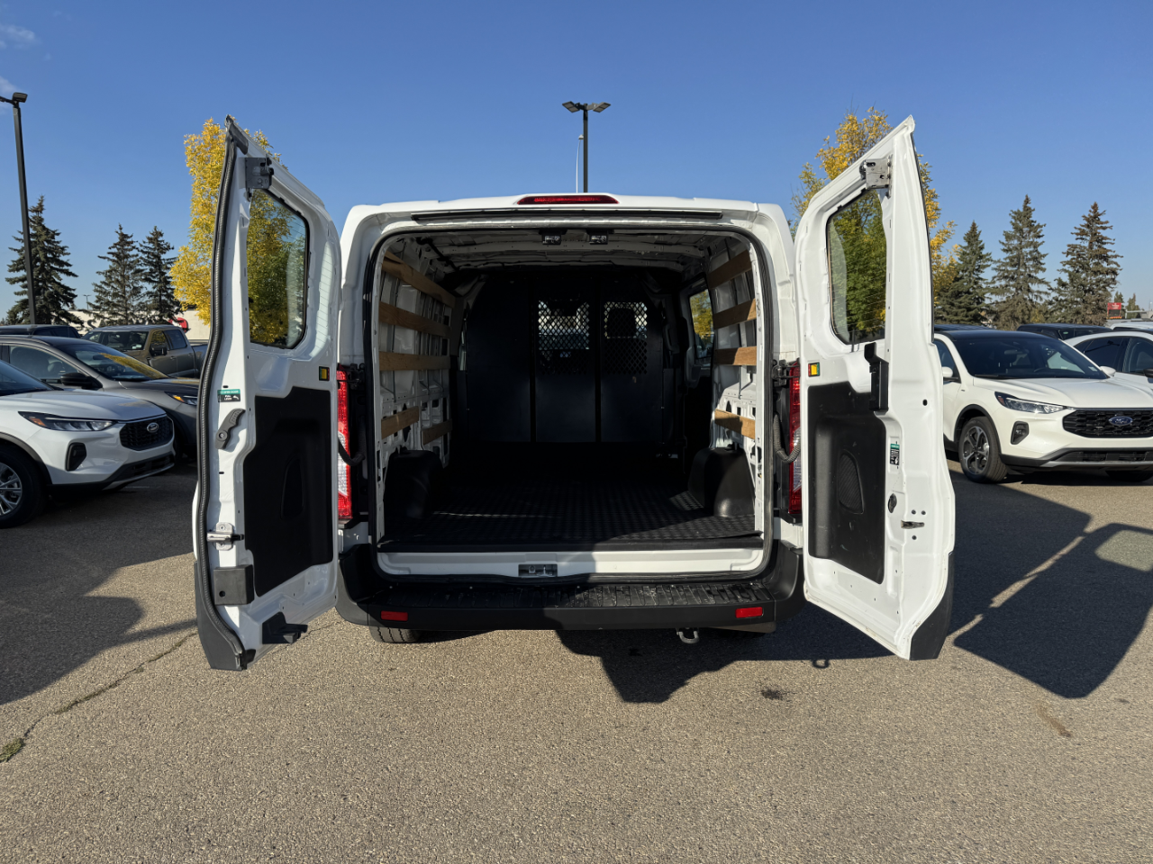 2023 Ford Transit Cargo Van photo 4