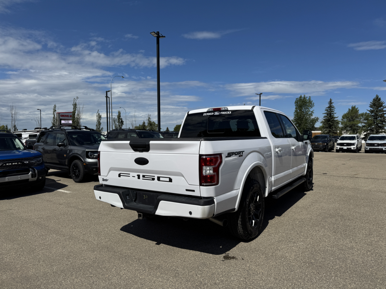 2020 Ford F-150 XLT photo 4