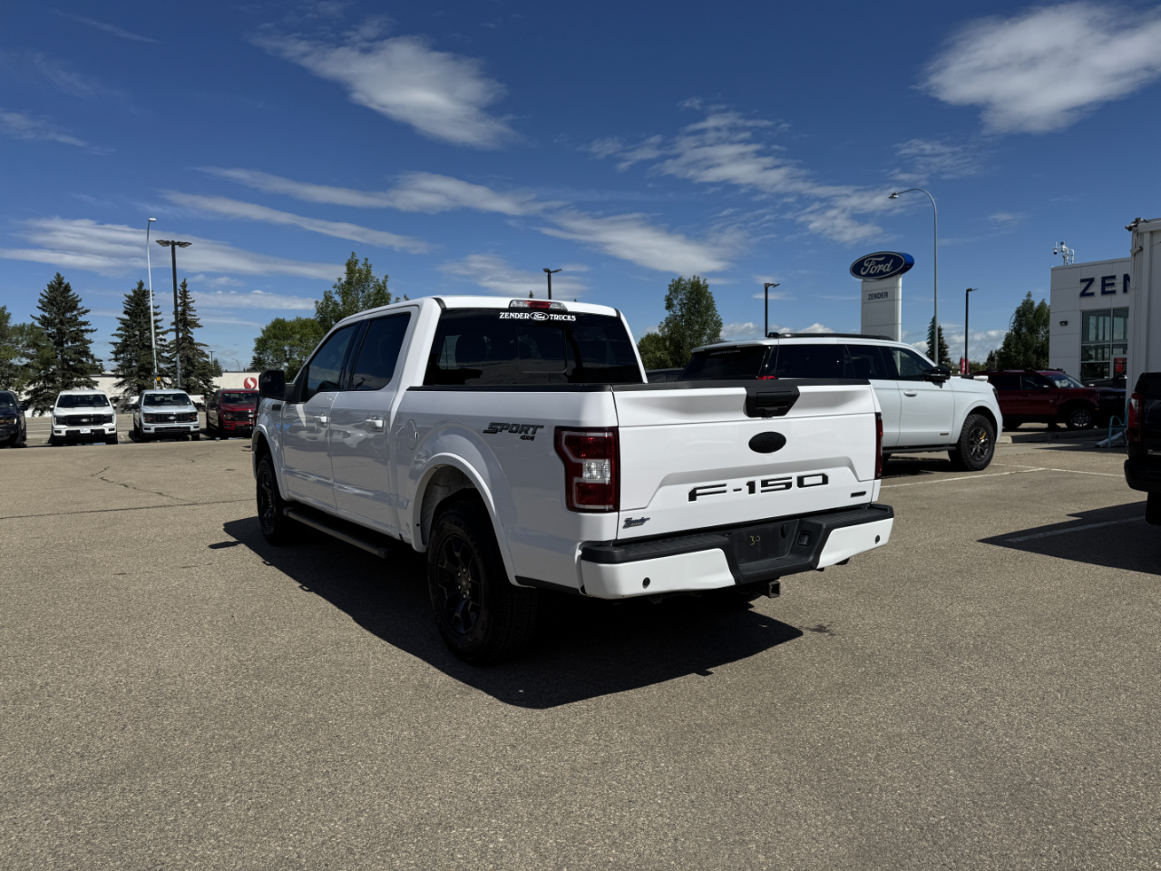 2020 Ford F-150 XLT photo 2