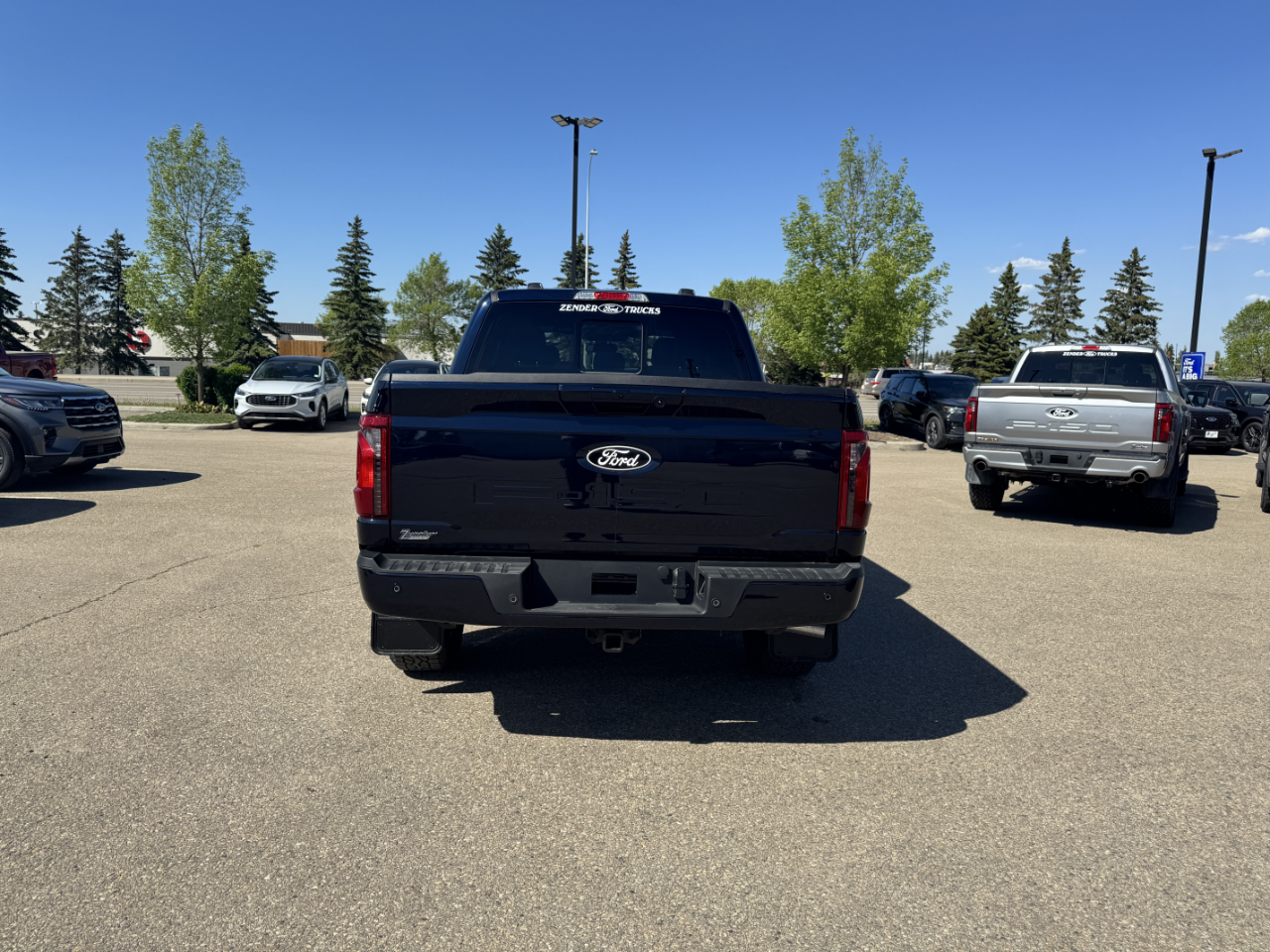 2025 Ford F-150 XLT photo 3