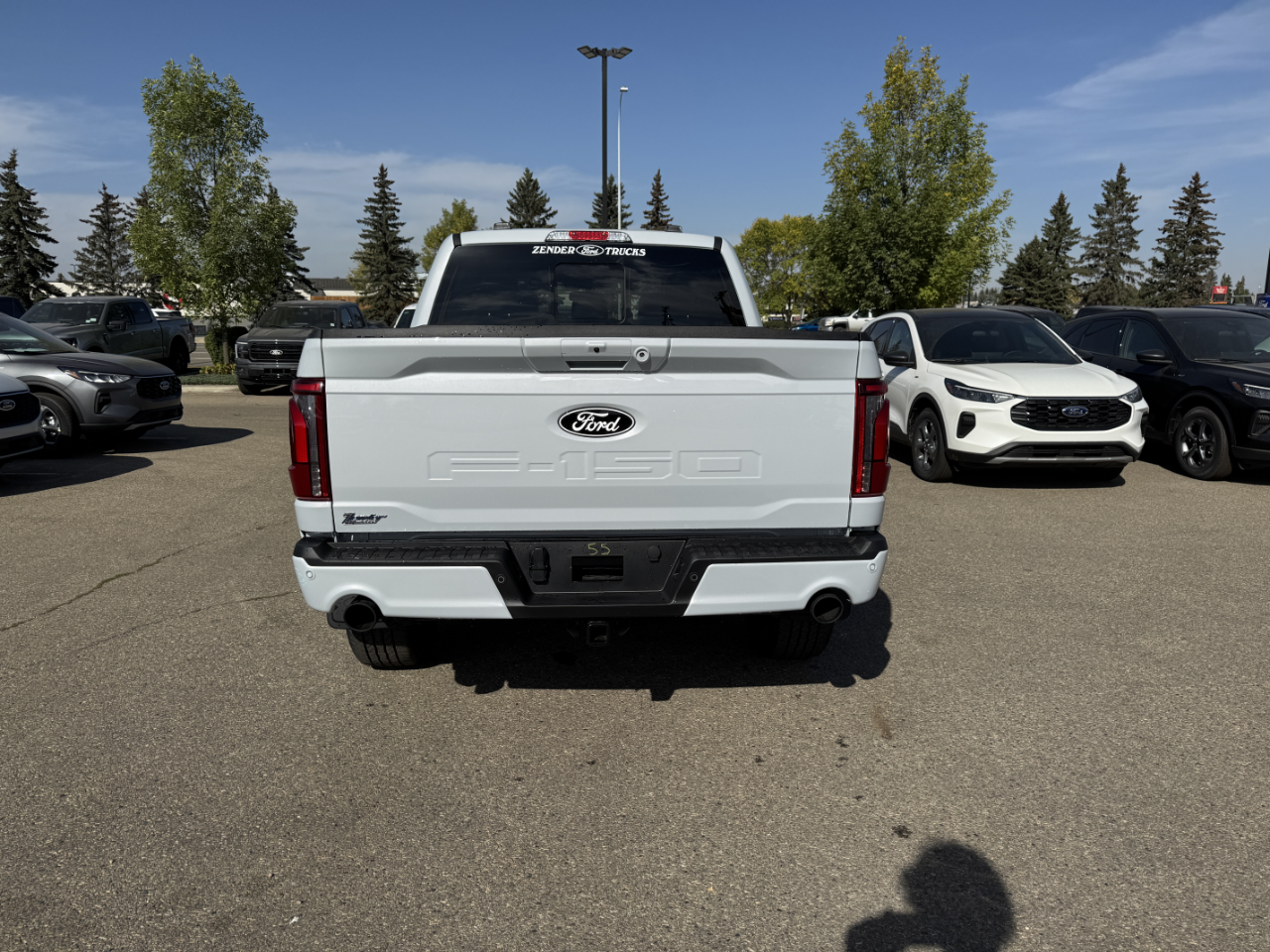 2025 Ford F-150 Lariat photo 3