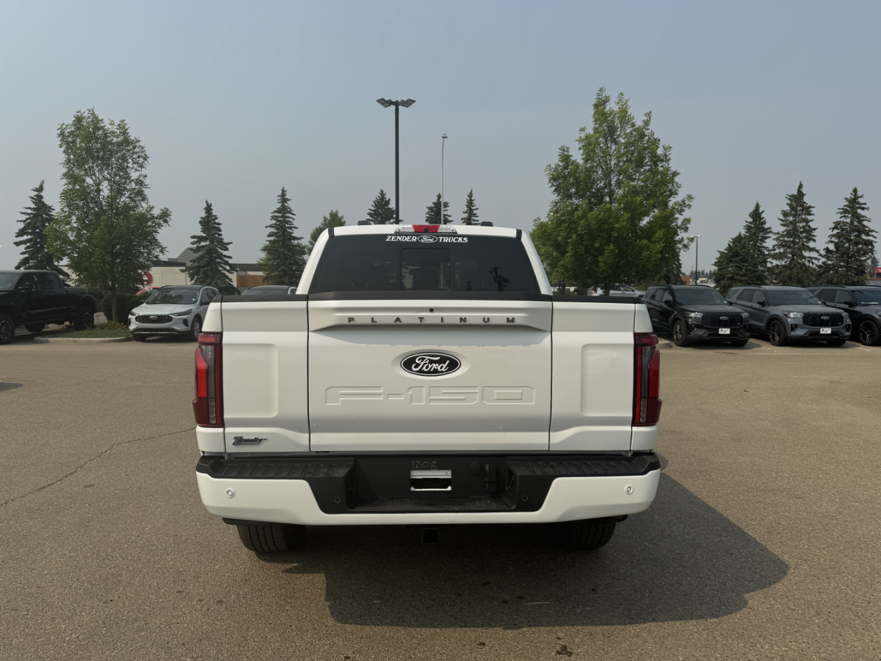 2025 Ford F-150 Platinum photo 2