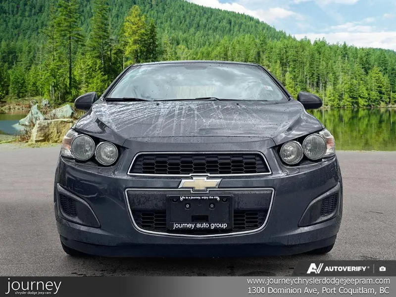 2015 CHEVROLET Sonic angle 2