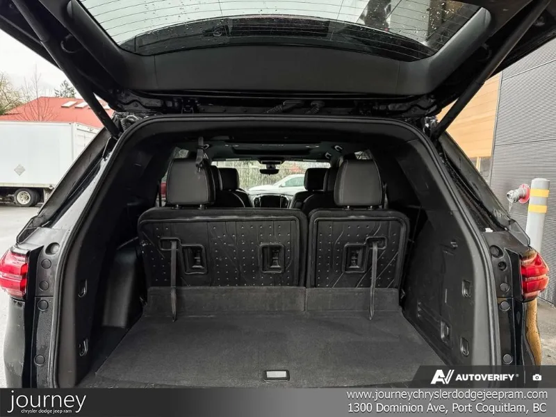 2023 CHEVROLET Traverse angle 10