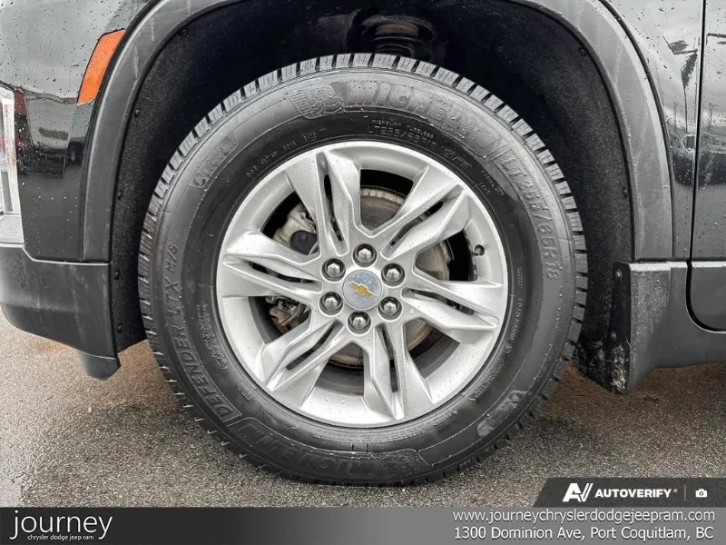 2023 CHEVROLET Traverse angle 6