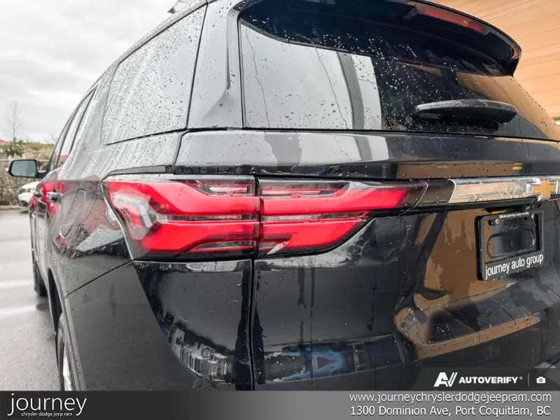 2023 CHEVROLET Traverse angle 9