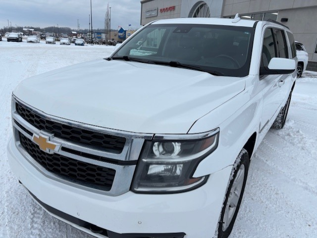 Chevrolet Suburban 1500 LT 4WD