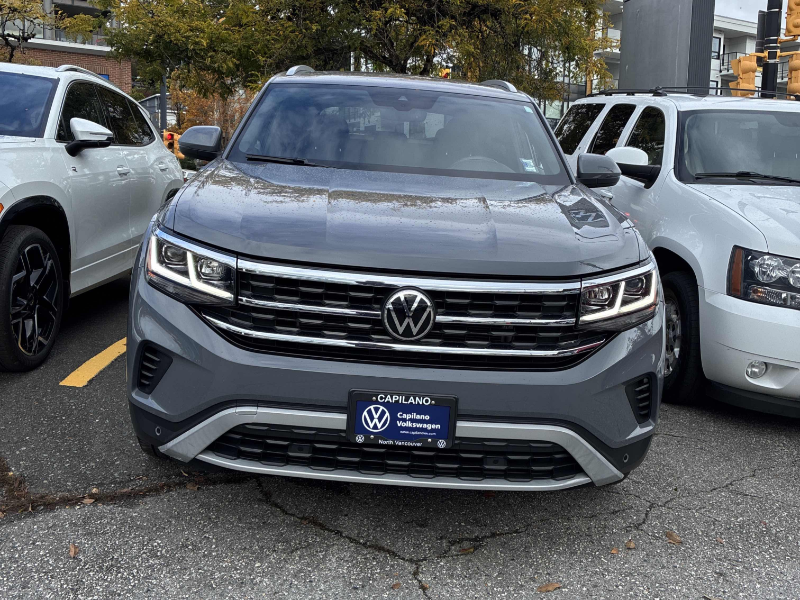 2022 Volkswagen Atlas Cross Sport Highline  at Alfa Romeo of Winnipeg Winnipeg MB (Image 2/10)