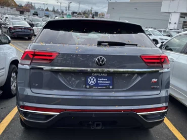 2022 Volkswagen Atlas Cross Sport Highline  at Alfa Romeo of Winnipeg Winnipeg MB thumbnail 4