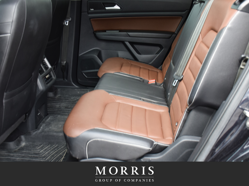 2021 Volkswagen Atlas EXECLINE at Alfa Romeo of Winnipeg Winnipeg Manitoba (Image 15/22)