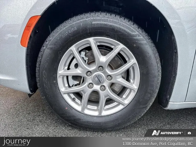 2024 CHRYSLER Pacifica angle 7