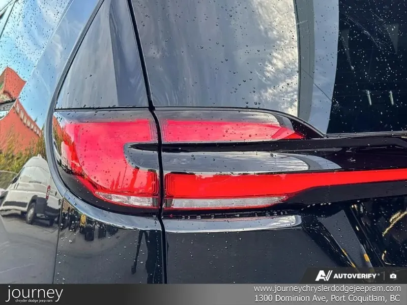 2027 CHRYSLER Pacifica angle 10