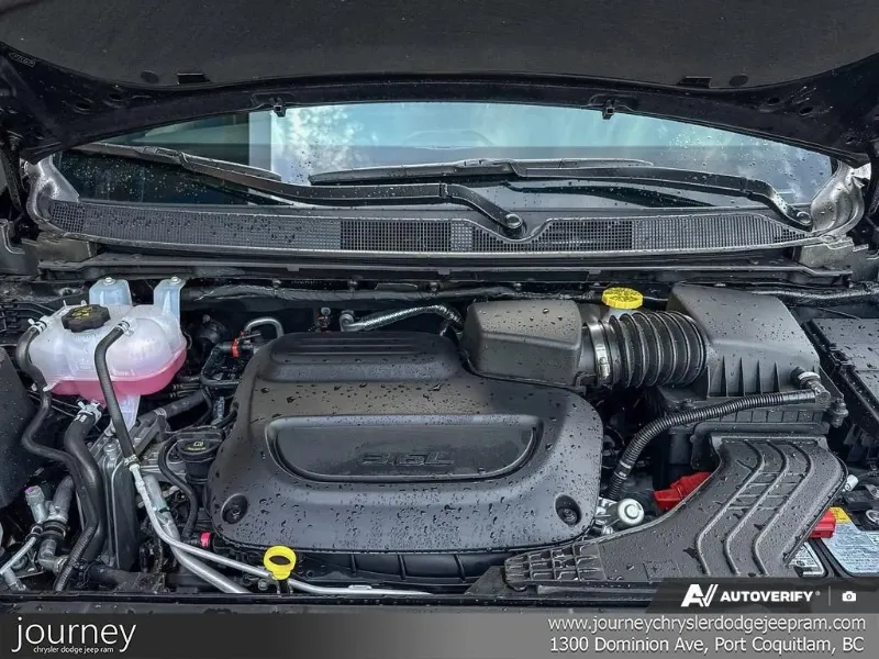 2027 CHRYSLER Pacifica angle 9