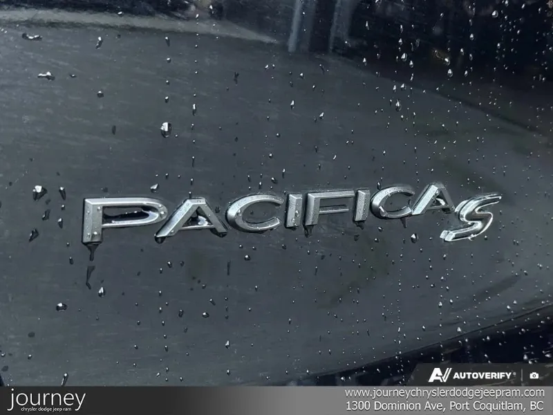2027 CHRYSLER Pacifica angle 8