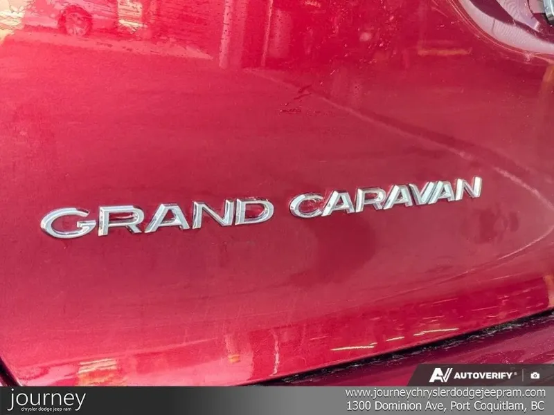 2023 CHRYSLER Grand Caravan angle 9