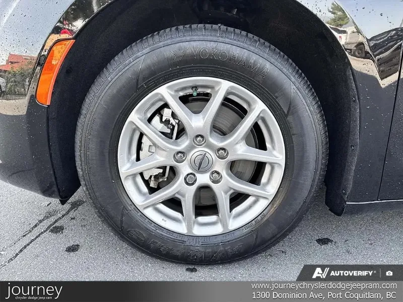 2025 CHRYSLER Grand Caravan angle 7