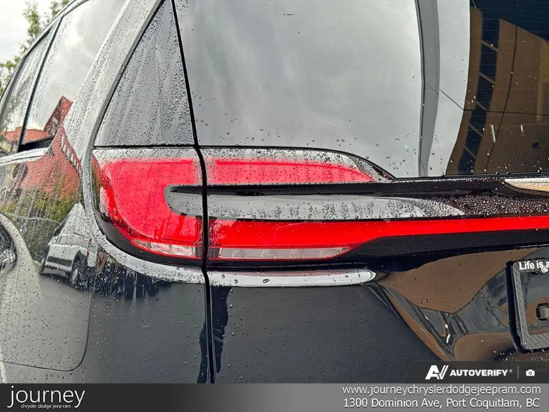 2025 CHRYSLER Pacifica angle 10