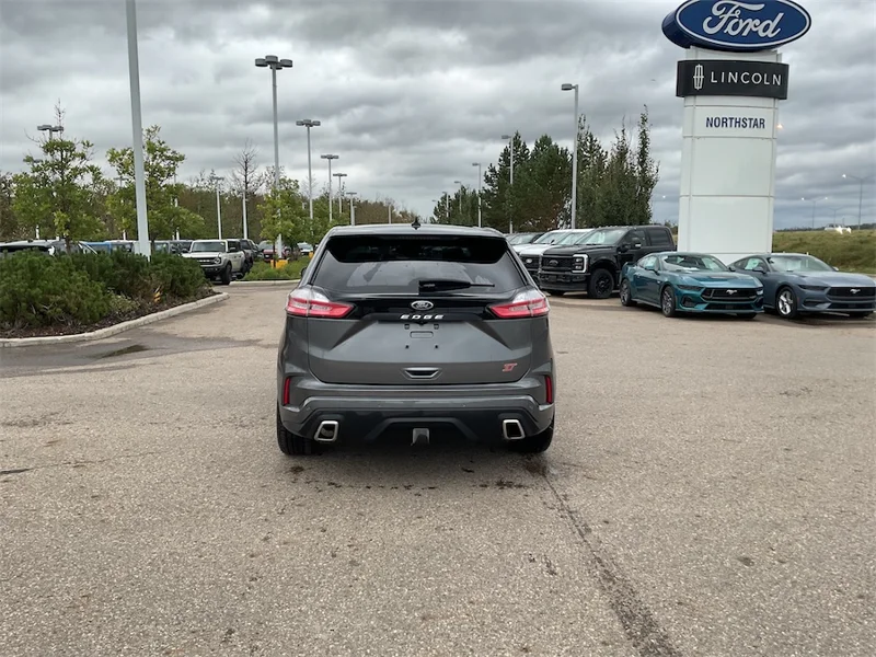 2023 FORD Edge ST at NorthStar Ford Fort McMurray Fort McMurray Alberta (Image 5/10)
