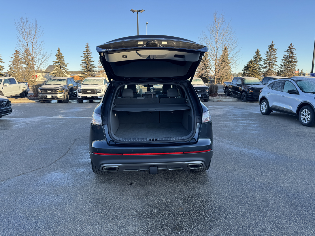 2022 Lincoln Nautilus Reserve photo 4