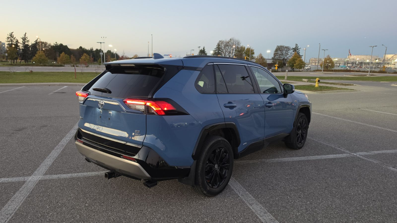 2025 Toyota RAV4 Hybrid SE  at Alfa Romeo of Winnipeg Winnipeg MB (Image 5/16)