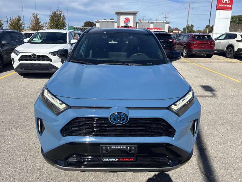 2024 Toyota RAV4 Hybrid XSE  at Alfa Romeo of Winnipeg Winnipeg MB (Image 3/12)