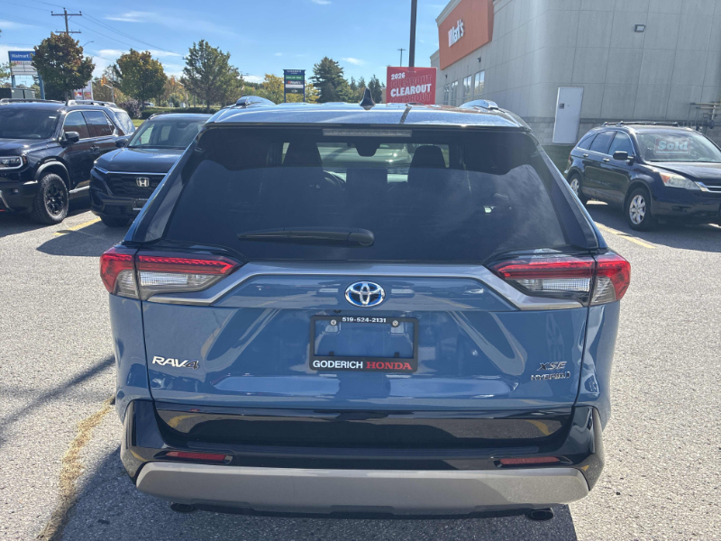 2024 Toyota RAV4 Hybrid XSE  at Alfa Romeo of Winnipeg Winnipeg MB (Image 5/12)