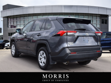 2025 Toyota RAV4   at Alfa Romeo of Winnipeg Winnipeg Manitoba thumbnail 4