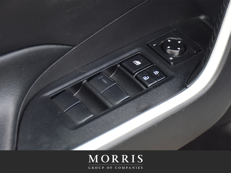 2021 Toyota RAV4 Hybrid LE  at Alfa Romeo of Winnipeg Winnipeg Manitoba (Image 10/23)