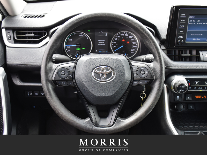 2021 Toyota RAV4 Hybrid LE  at Alfa Romeo of Winnipeg Winnipeg Manitoba (Image 16/23)