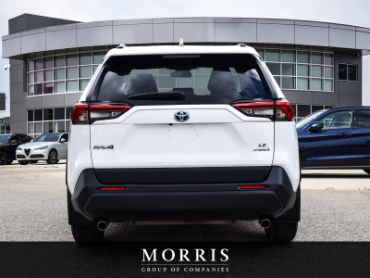 2021 Toyota RAV4 Hybrid LE  at Alfa Romeo of Winnipeg Winnipeg Manitoba thumbnail 5