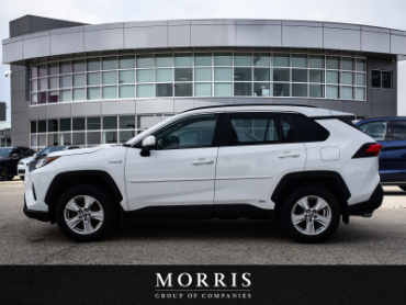 2021 Toyota RAV4 Hybrid LE  at Alfa Romeo of Winnipeg Winnipeg Manitoba thumbnail 3
