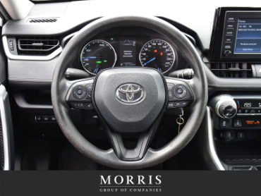 2021 Toyota RAV4 Hybrid LE  at Alfa Romeo of Winnipeg Winnipeg Manitoba thumbnail 16