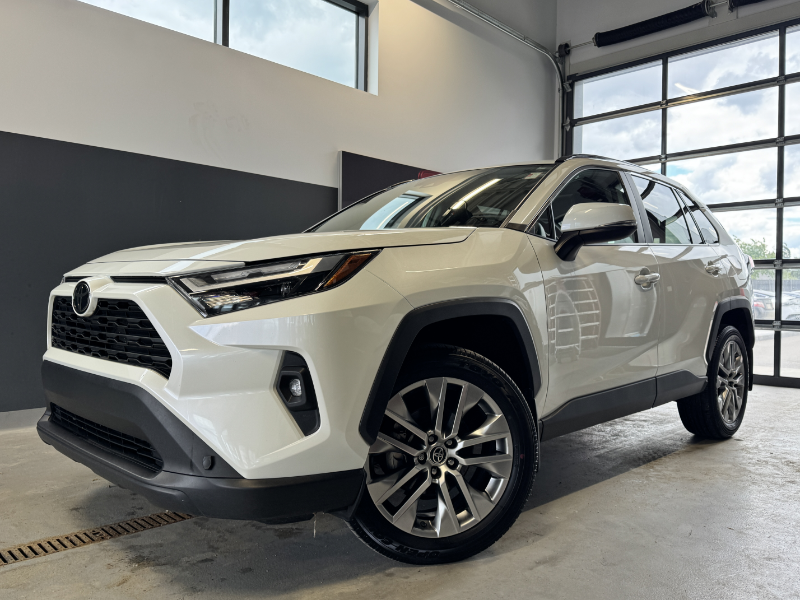2022 Toyota RAV4 XLE AWD
