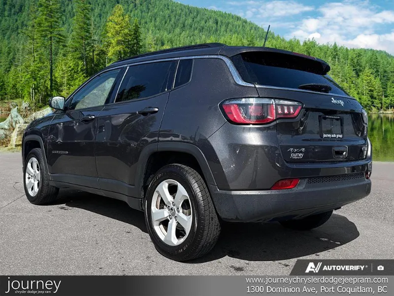 2019 JEEP Compass angle 4