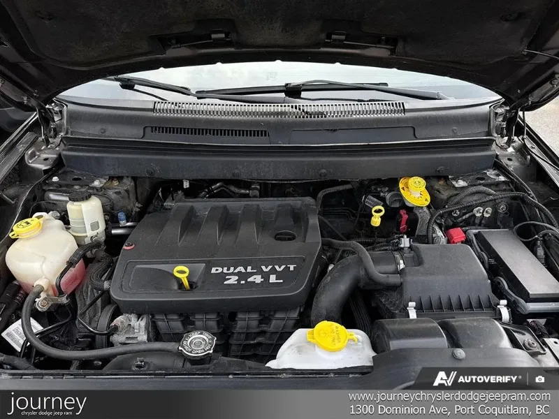 2015 DODGE Journey angle 9