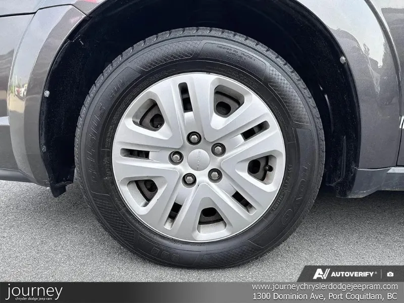 2015 DODGE Journey angle 6