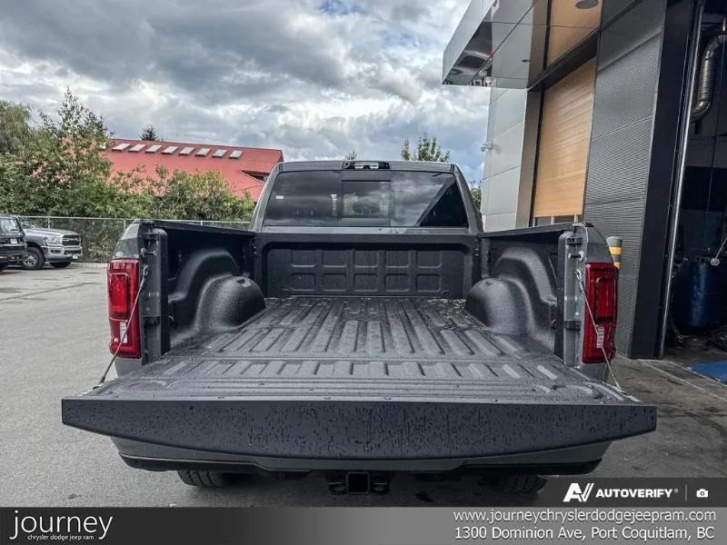 Big Horn 4x4 Crew Cab 6'4 Box photo 12