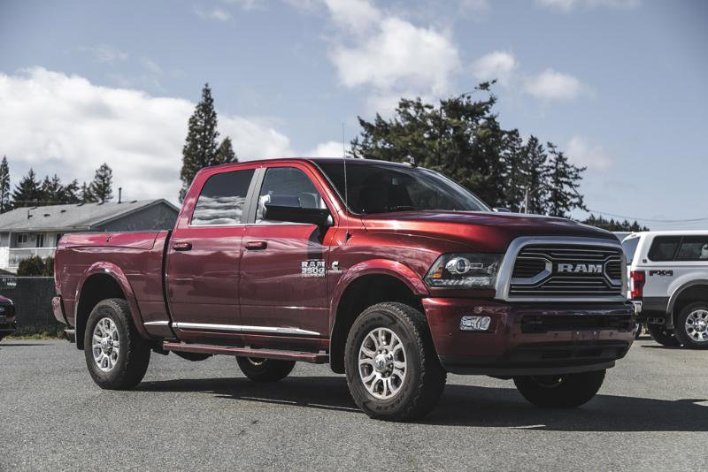 Red Pearl 2018 RAM 3500 Laramie Limited Crew Cab 4WD Pickup Truck Four-Wheel Drive Automatic