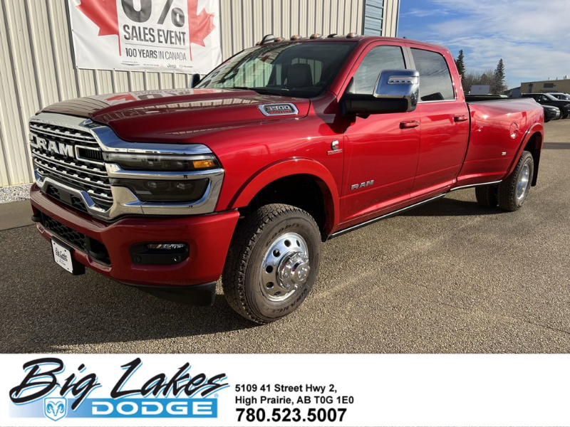 Molten Red Pearl Coat 2026 RAM 3500 Pickup Truck Four-Wheel Drive 8-Speed Automatic