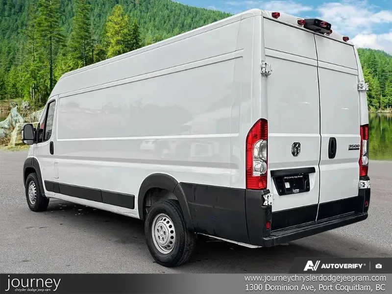 2024 RAM ProMaster Cargo Van angle 4
