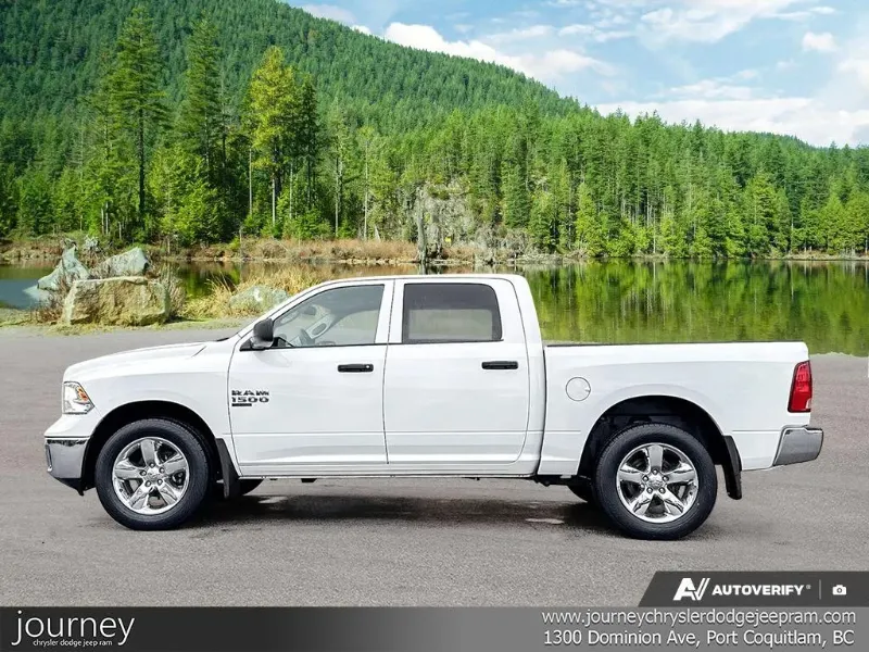 2020 RAM 1500 Classic angle 4